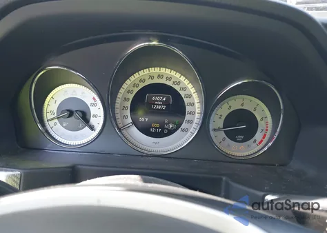 2014 Mercedes-Benz Glk 350 4Matic z USA, uszkodzony, nr VIN WDCGG8JB8EG292045